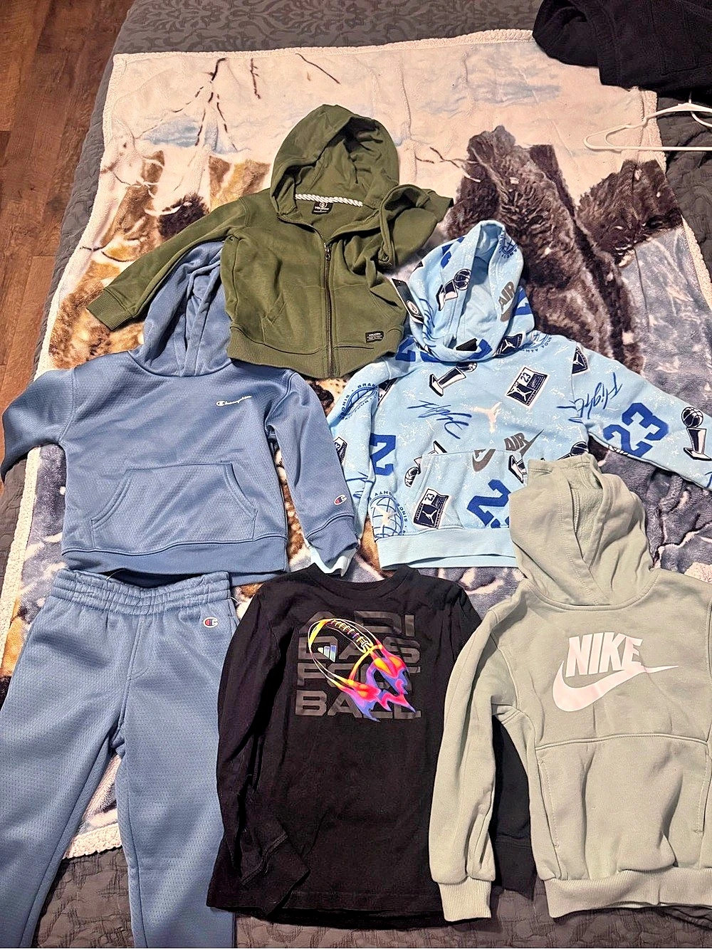 Champion Kids Hoodie/nike/volcom